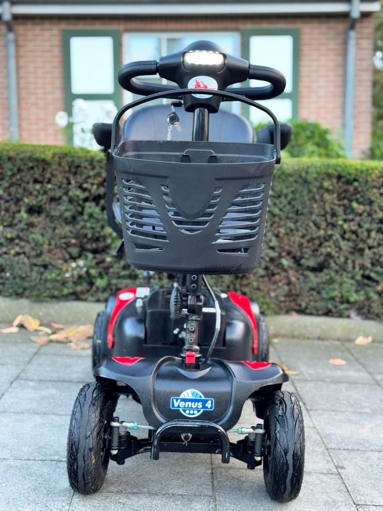 Opvouwbaar Vermeiren Venus Sport 4wiel Scootmobiel deelbaar, Ophalen of Verzenden, Inklapbaar, Zo goed als nieuw, Elektrische rolstoel