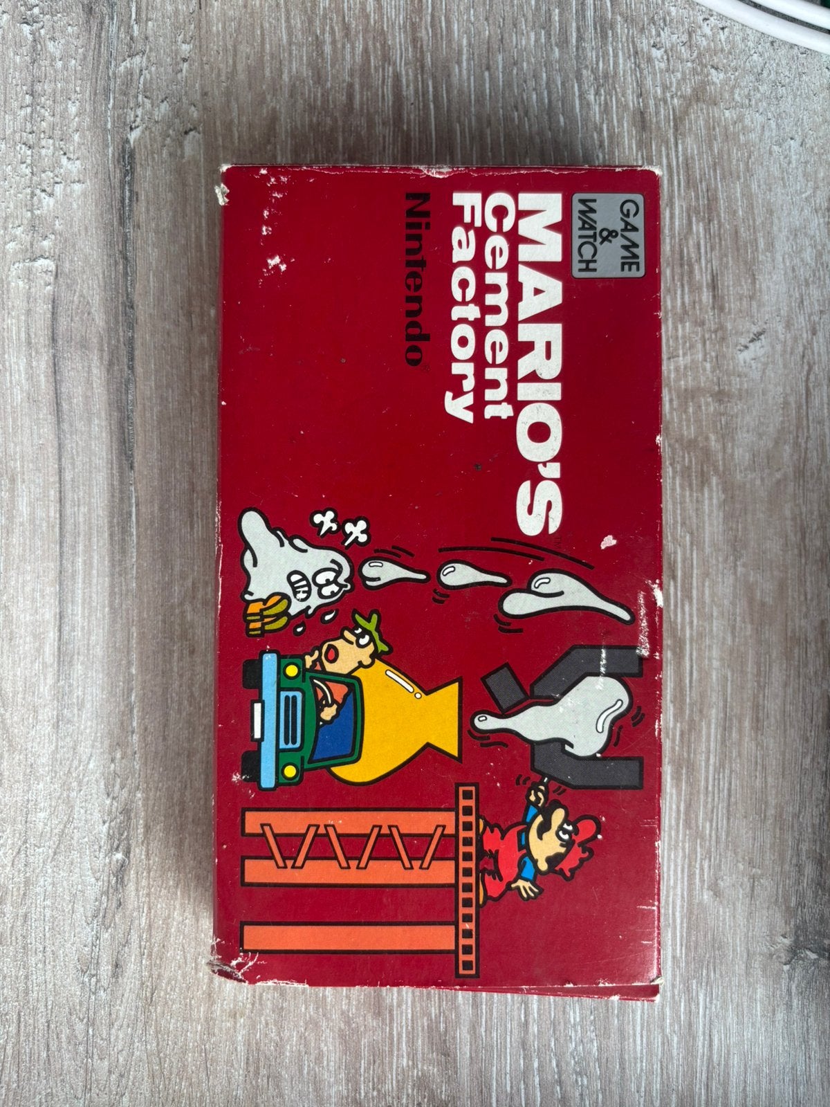 Nintendo Game & Watch Mario's Cement Factory, Consoles de jeu & Jeux vidéo, Consoles de jeu | Nintendo Portables | Accessoires