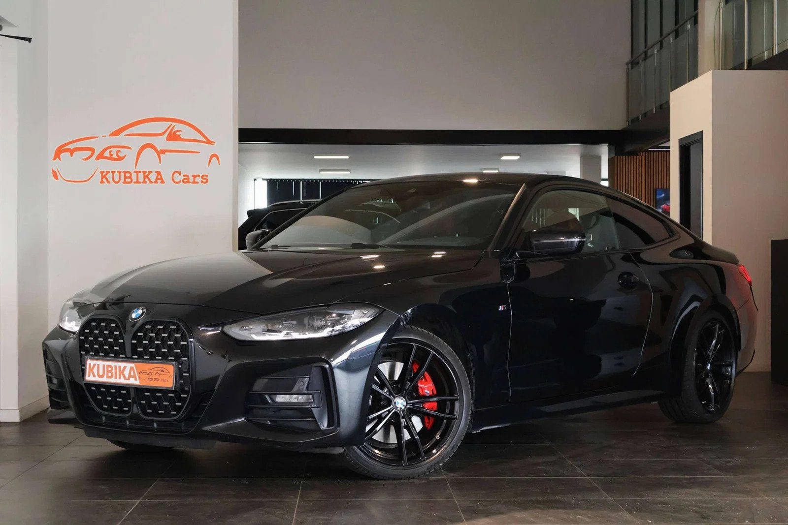 BMW 4 Serie 420 Coupé 420iAS (bj 2022, automaat), Auto's, BMW, 4 cilinders, Zwart, 2 deurs, 125 g/km