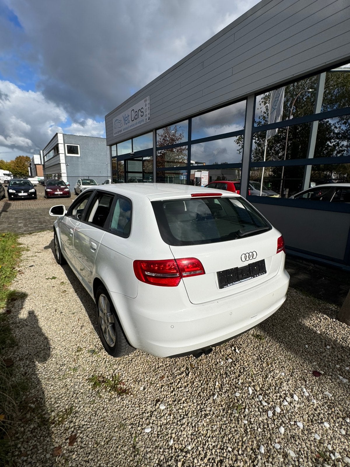 Audi a3 benzine met keuring verkoop en garantie, Auto's, Voorwielaandrijving, Stof, Zwart, 4 cilinders