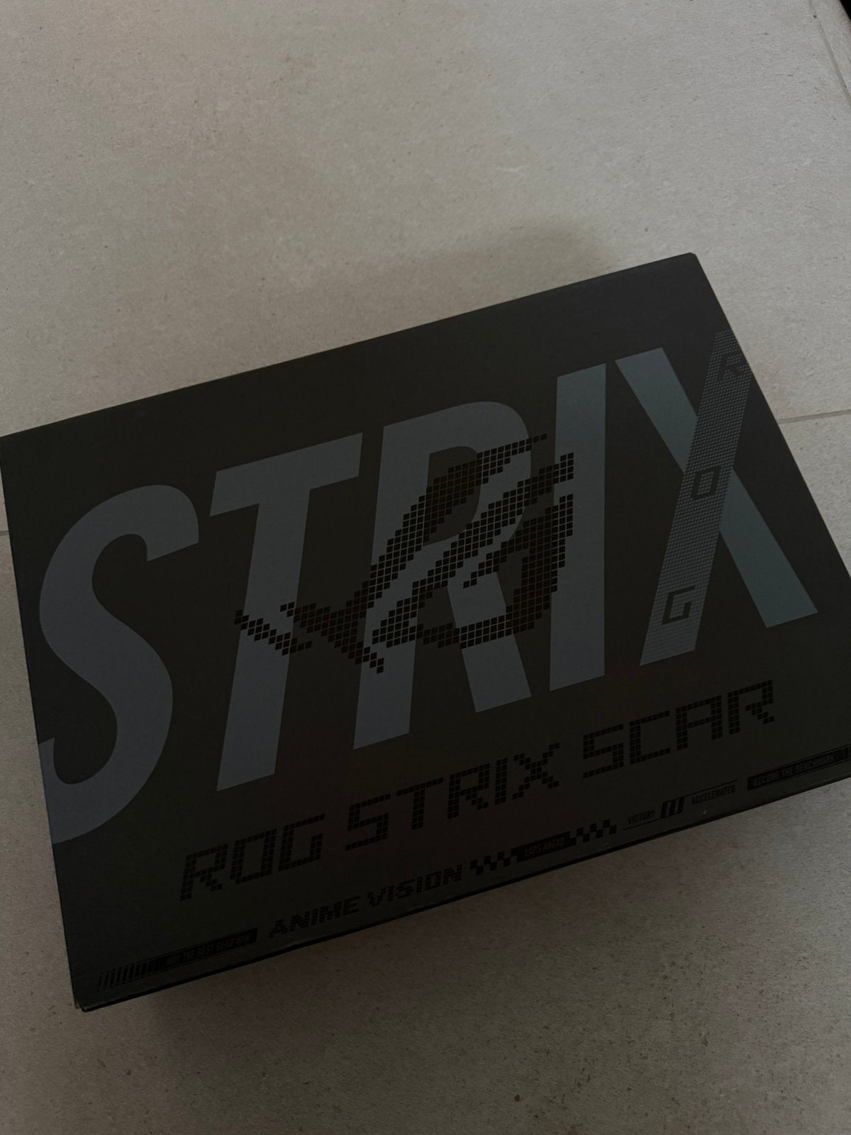 Rog strix scar gaming laptop, Ophalen, Zo goed als nieuw, Gaming, SSD