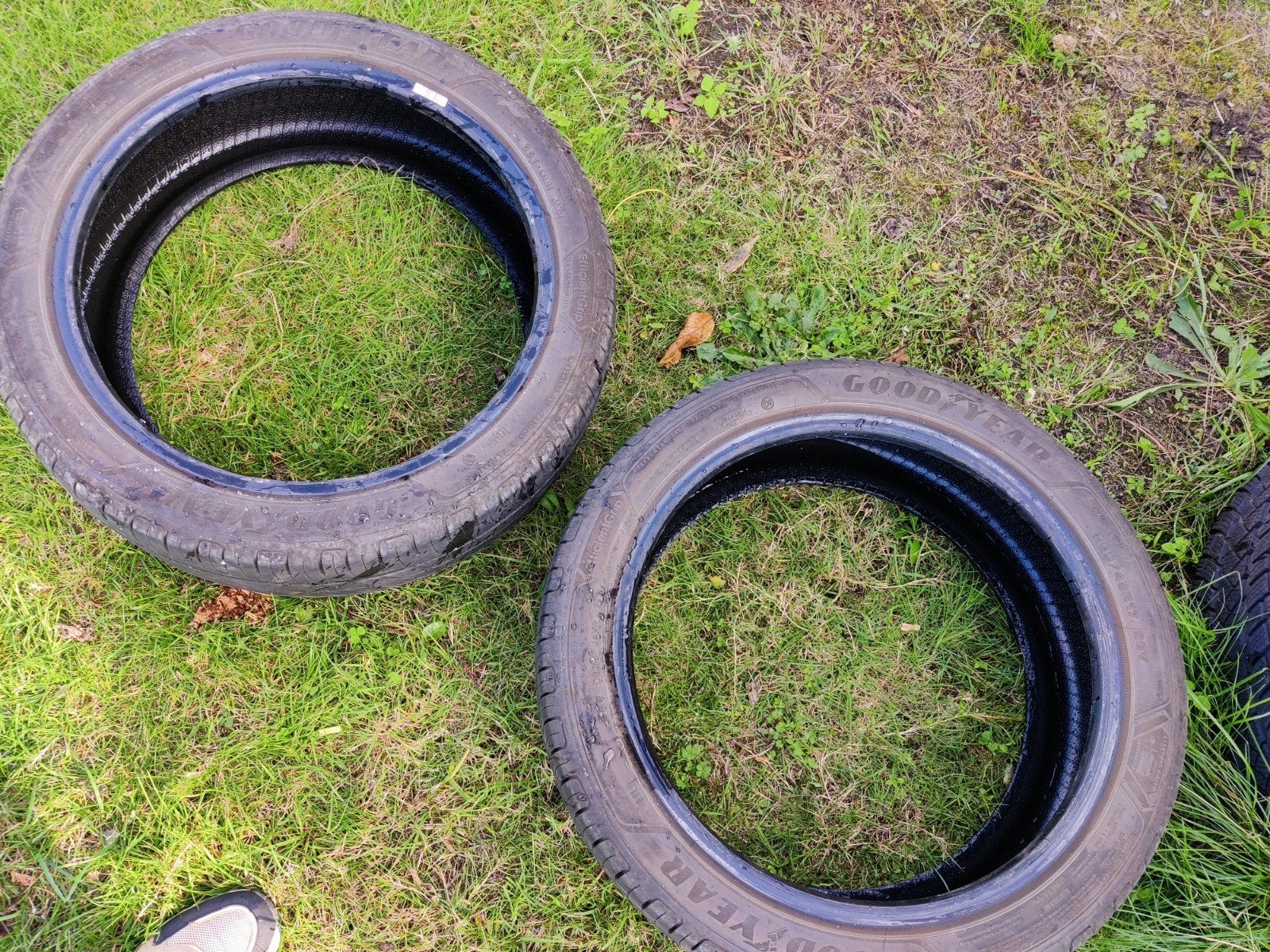 banden 205/45/17 88V Goodyear 2x, Auto-onderdelen, Ophalen, Band(en)