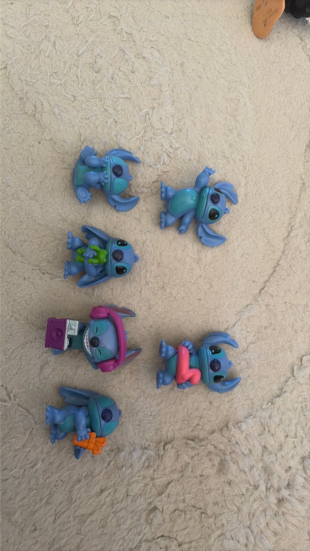 6 stitch- figuren, Ophalen, Zo goed als nieuw