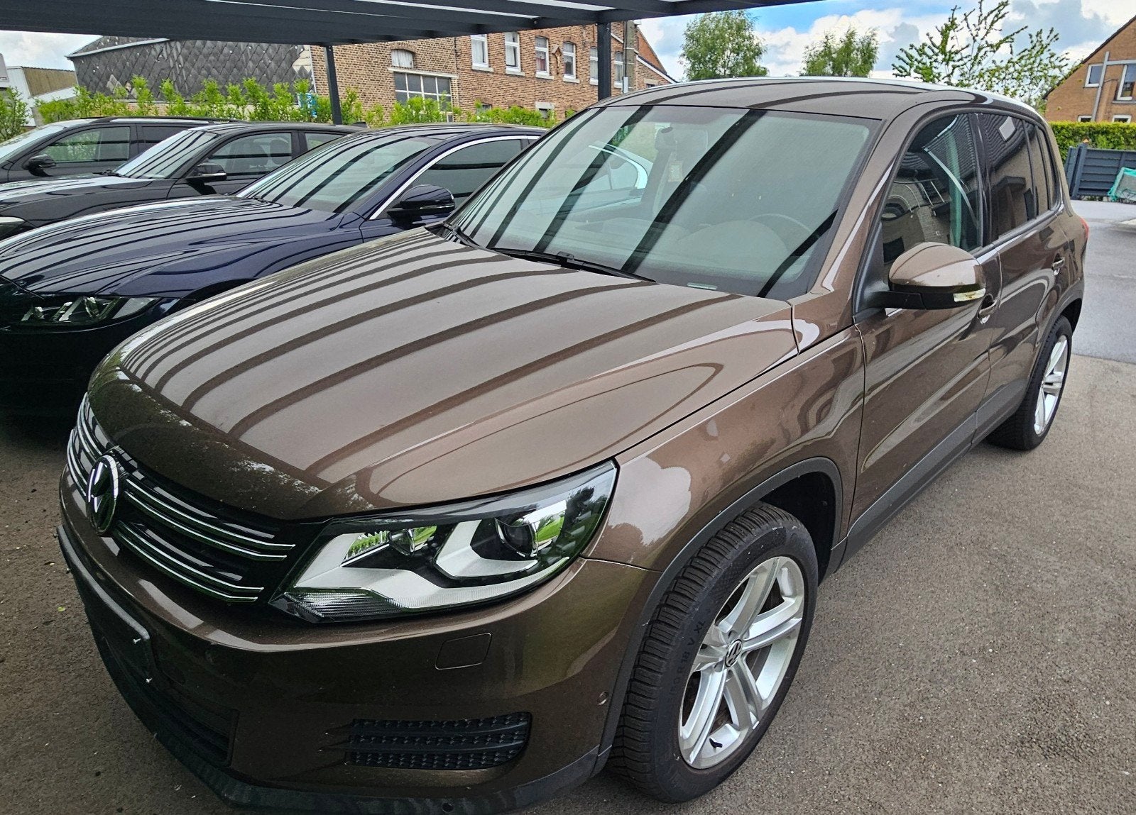volkswagen tiguan, Autos, Euro 5, Carnet d'entretien, Noir, 5 portes