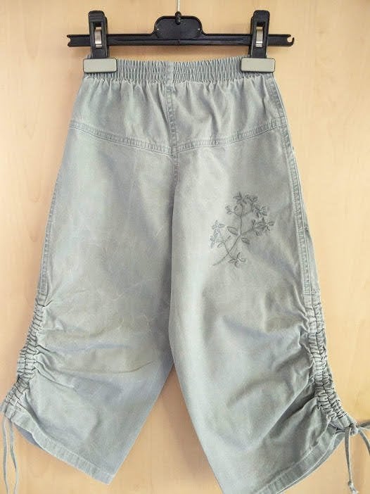 Broeken en Jeansbroeken.  maat 128 en maat 104. Meisje., Broek, Meisje, BIENVENUE SUR TERRE., Ophalen of Verzenden