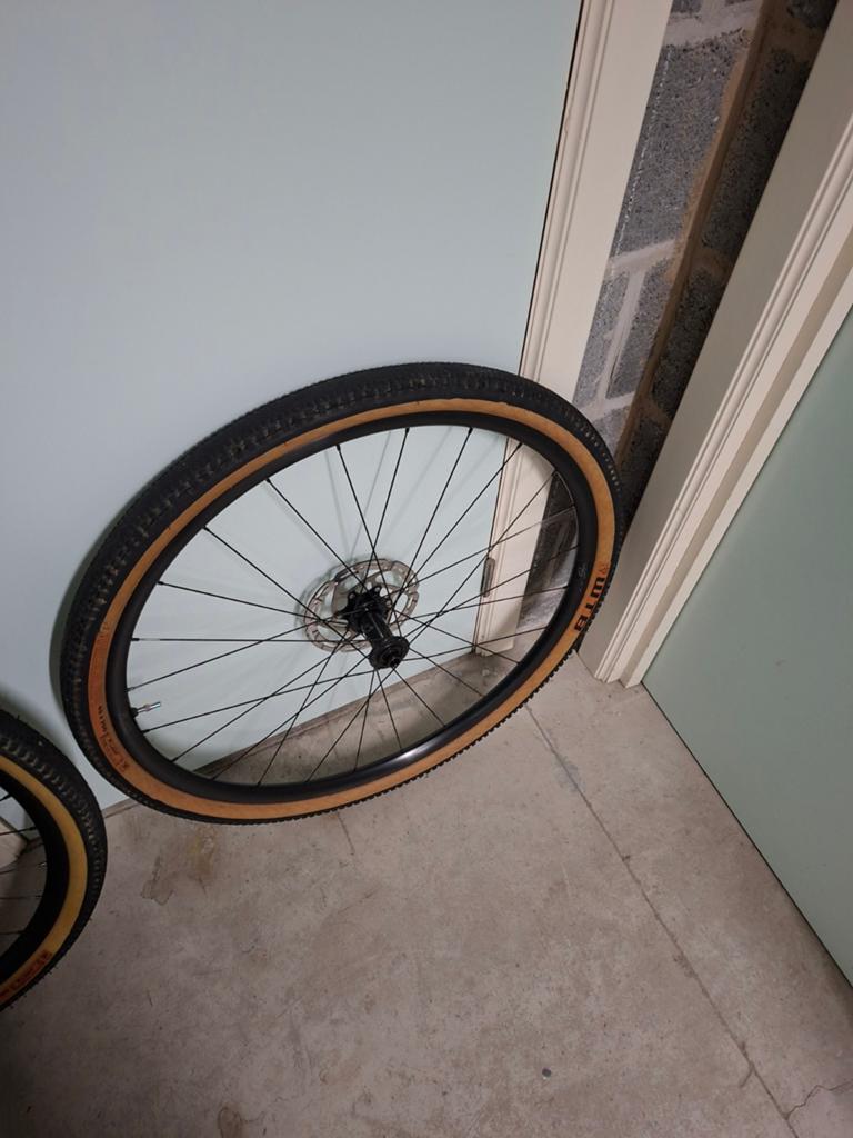 Paire de roues vélo complètes, Fietsen en Brommers, Fietsonderdelen, Remmen