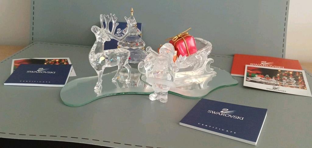 Swarovski set Kerst, Enlèvement