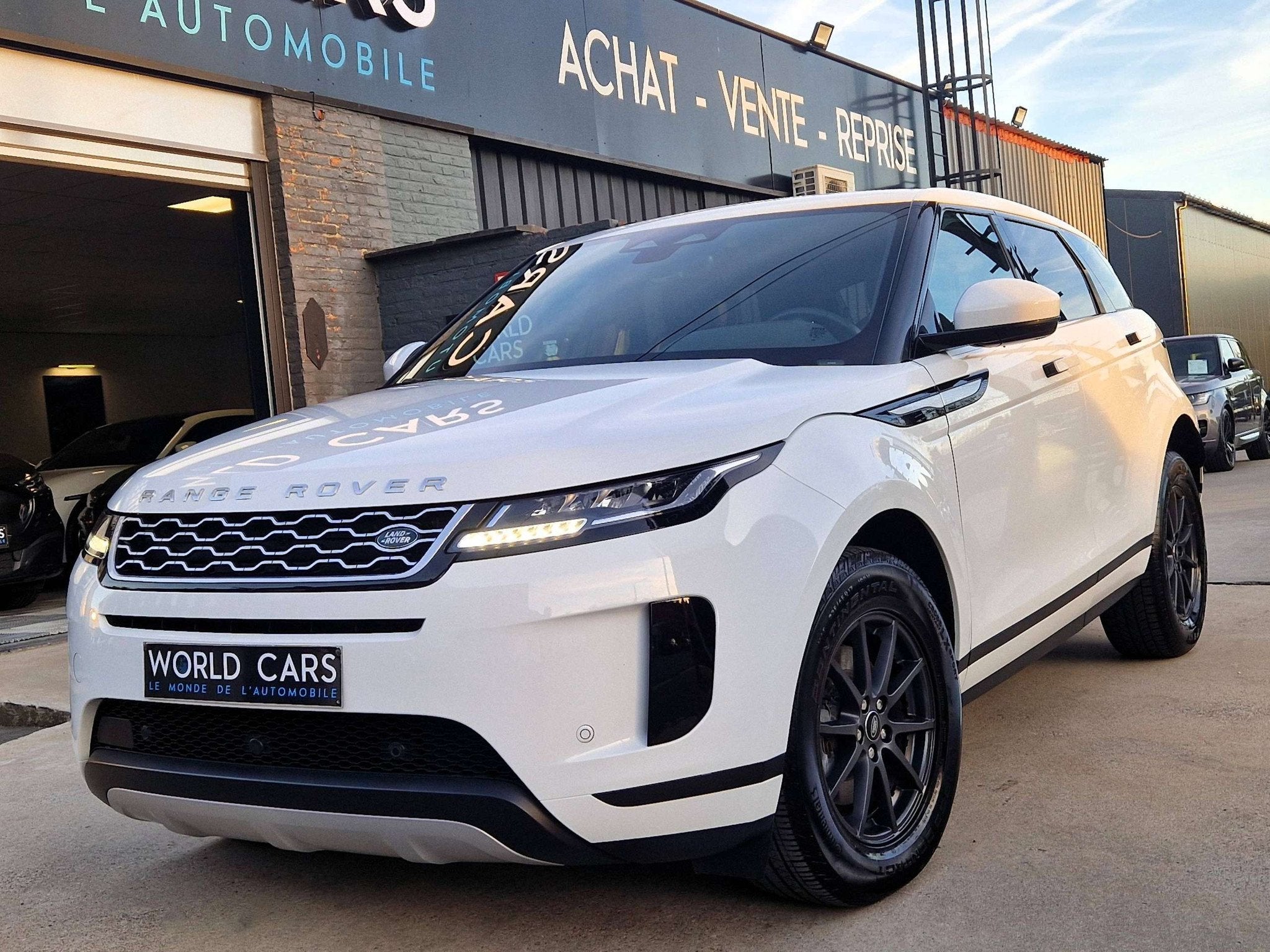 Land Rover Range Rover Evoque 1.5 Turbo P160 MILD HYBRIDE -, Auto's, Leder, Bedrijf, 5 deurs, 3 cilinders