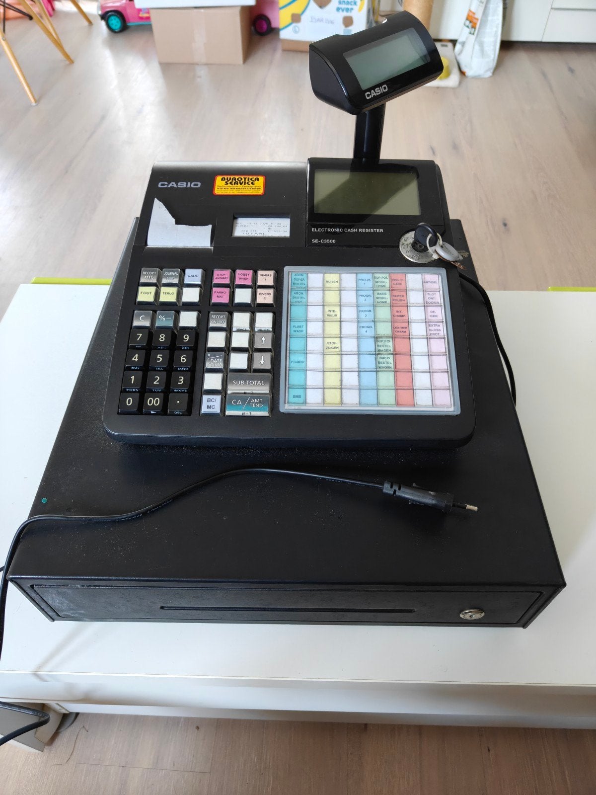 Caisse enregistreuse Casio professionnelle, Enlèvement
