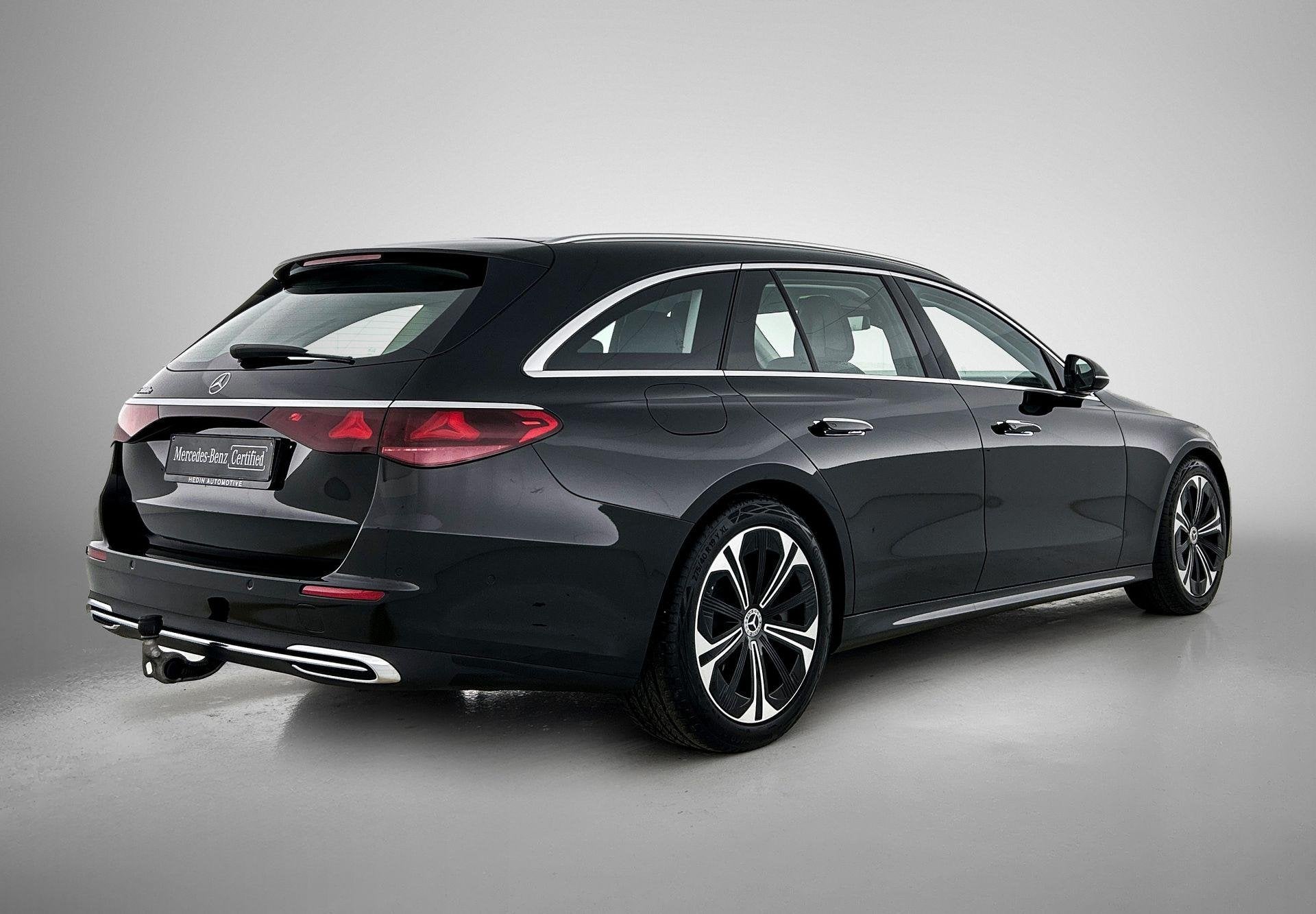 Mercedes-Benz E-Klasse 300 e Break Luxury Line | Trekhaak |, Auto's, Automaat, Gebruikt, 4 cilinders, Zwart
