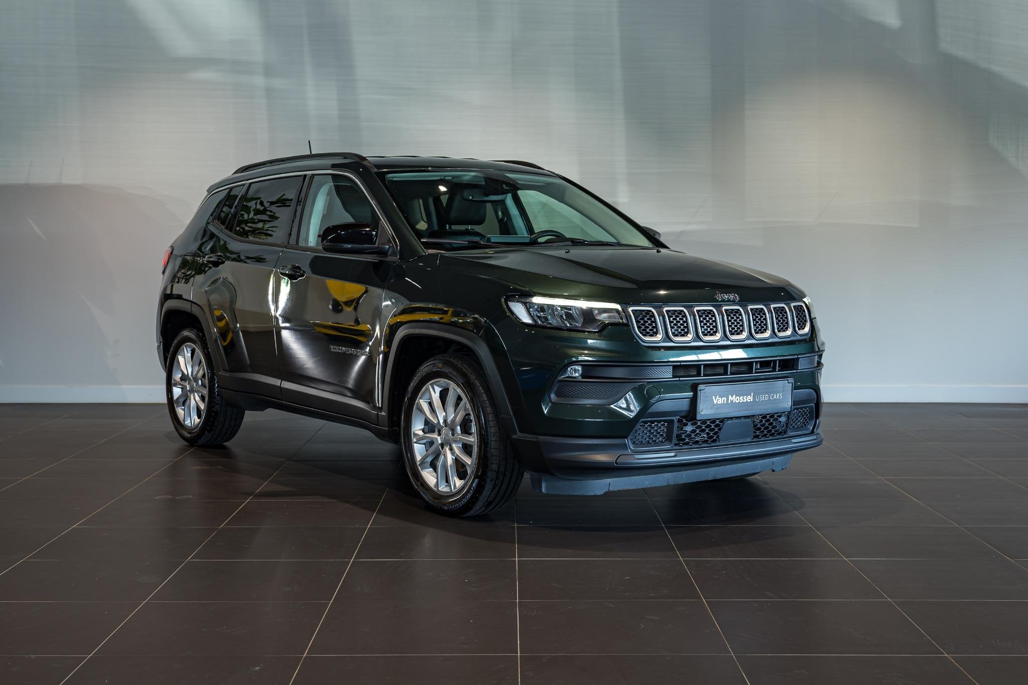 Jeep Compass 1.3 Turbo T4 150 4x2 DDCT Longitude | Camera |, Stof, Gebruikt, 4 cilinders, 1505 kg