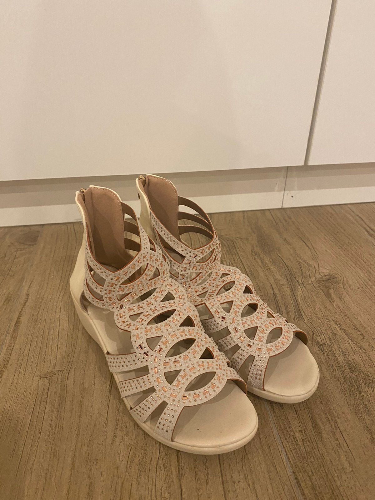 NIEUW! Mooie dames sandalen maat 38, Kleding | Dames, Ophalen