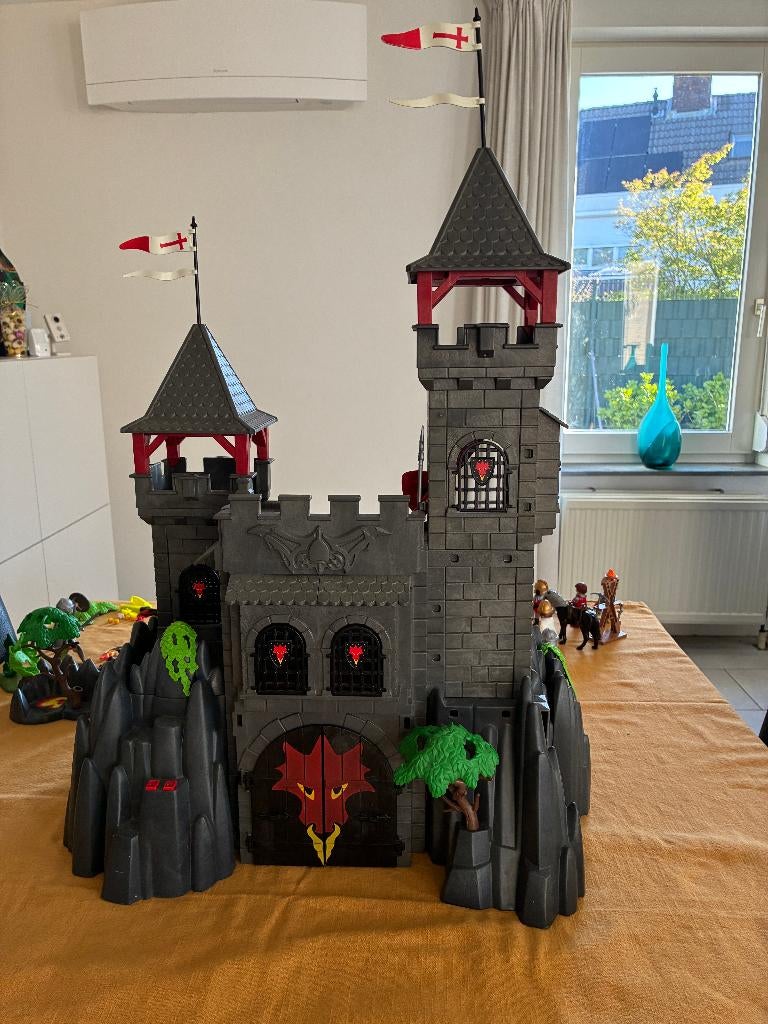 Playmobil drakenkasteel met veel aanvullende accessoires, Kinderen en Baby's, Ophalen, Gebruikt