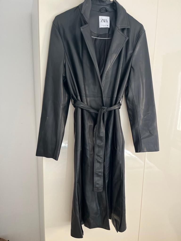 Veste longue en cuir Zara taille M, Enlèvement ou Envoi, Comme neuf, Taille 38/40 (M)