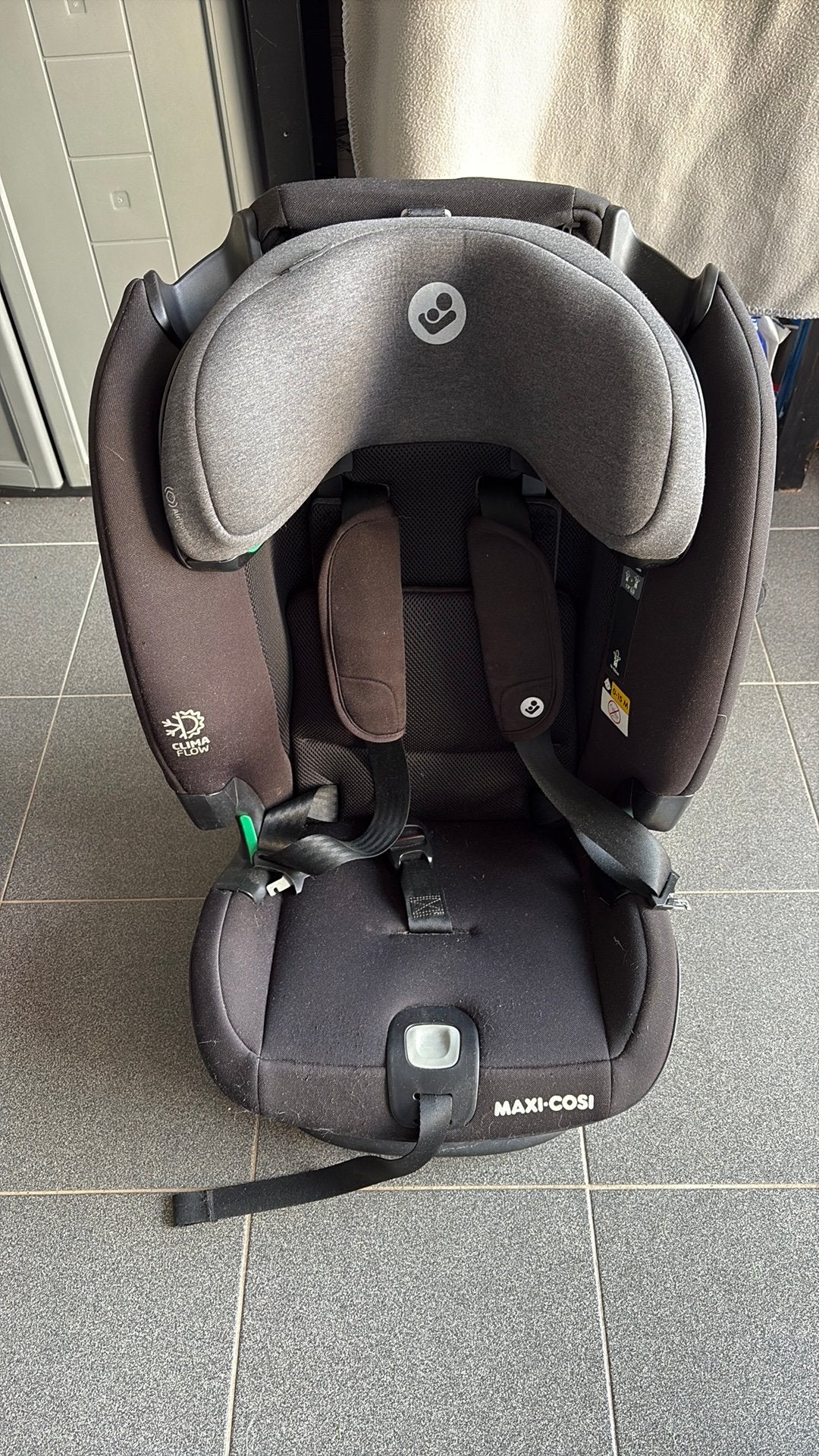 Maxi cosy en tres bon état, Enfants & Bébés, Sièges auto, Enlèvement, Comme neuf