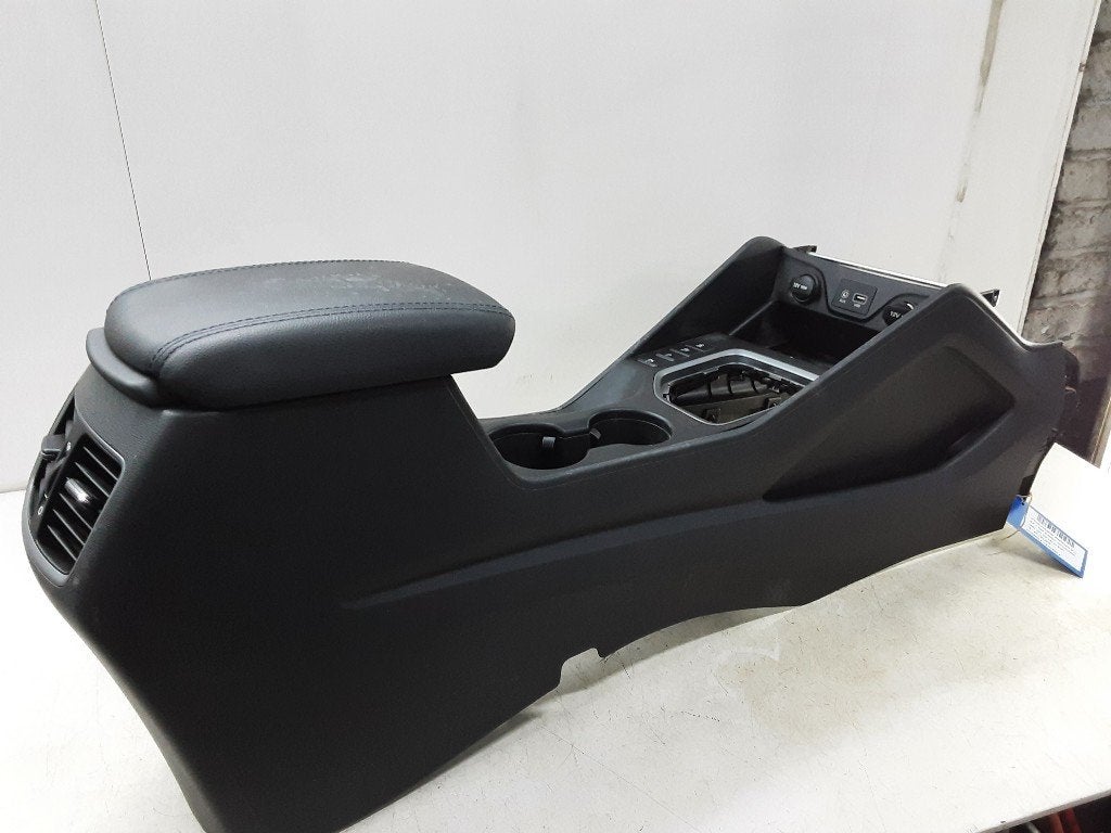 CONSOLE CENTRALE Hyundai Tucson (TL) (01-2015/05-2023), Mevr. I. Hauben, Utilisé, Hyundai, Rue de l'Espoir 34 34
4030  GRIVEGNÉE, BE