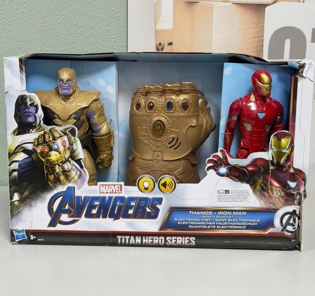 Marvel Avengers Thanos & Iron Man + Infinity Handschoen set, Ophalen of Verzenden, Nieuw, Actiefiguur of Pop