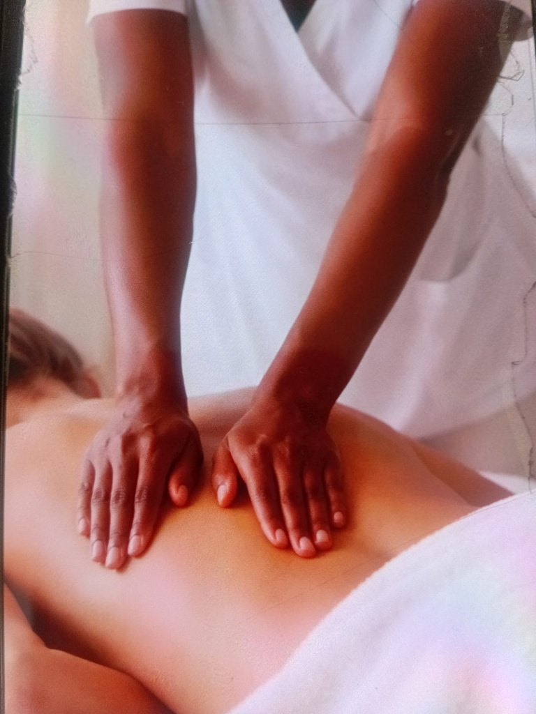 Holistische massage., Diensten en Vakmensen, Welzijn | Masseurs en Massagesalons, Ontspanningsmassage