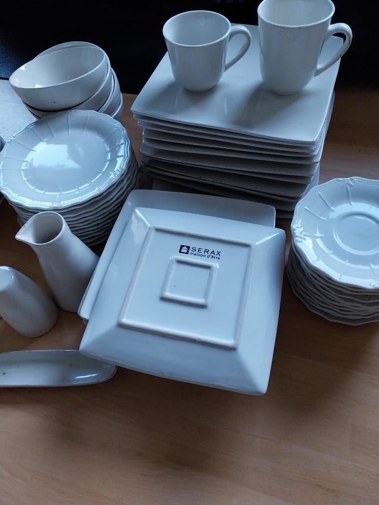 Groot assortiment servies, Huis en Inrichting, Ophalen, Gebruikt, Bord(en)