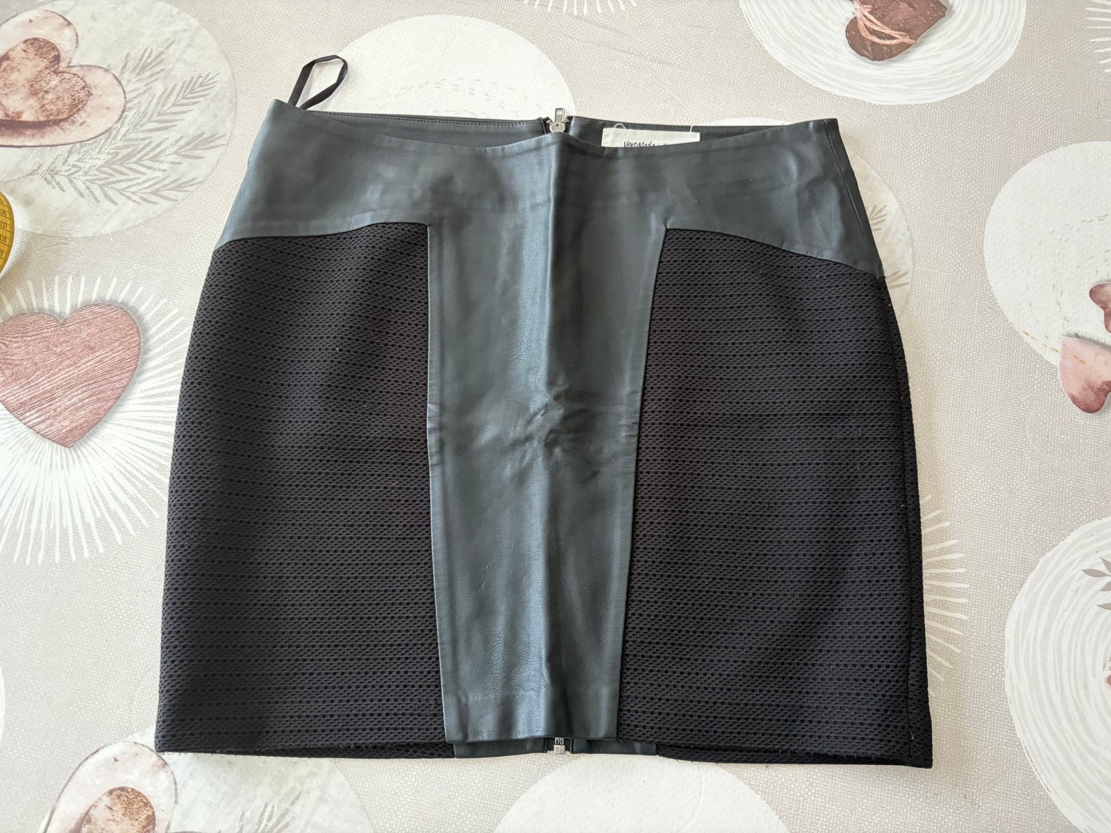 Jupe Courte Vero Moda In Blue Taille 42, Vêtements | Femmes, Jupes, Comme neuf, Noir, Enlèvement ou Envoi