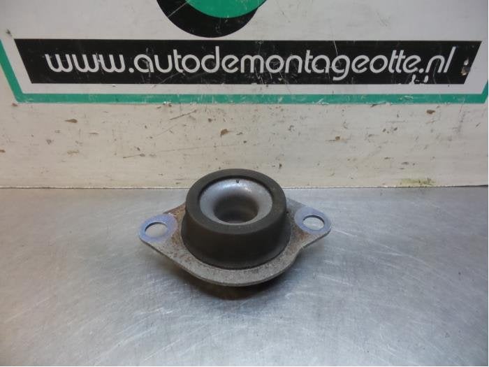 Support boîte de vitesse d'un Renault Twingo (Twingo 07-), Renault, -, 3 mois de garantie, Utilisé