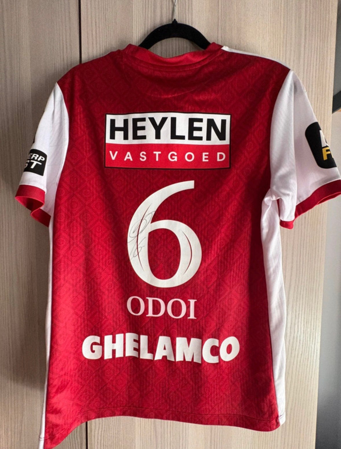 Royal Antwerp FC - Denis Odoi, Verzamelen, Sportartikelen en Voetbal, Ophalen of Verzenden, Zo goed als nieuw, Shirt
