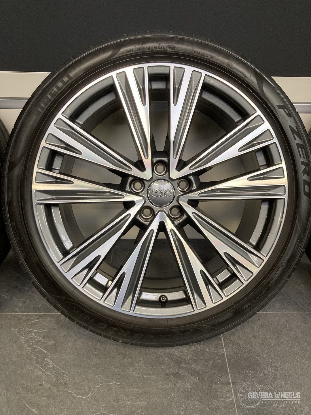 20” originele Audi A6 C8 velgen + banden 5x112 255/40/20 4K0, Gebruikt, 255 mm, -, -