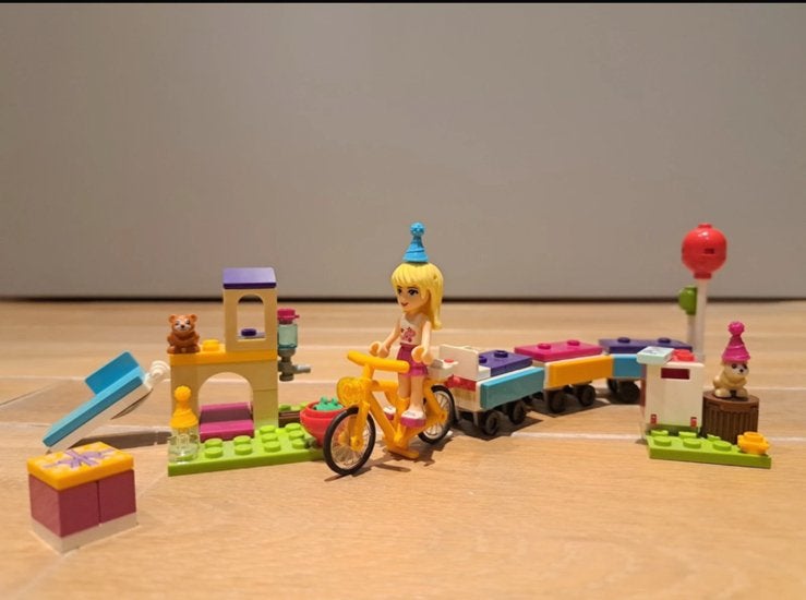 Le train de fête LEGO Friends, Enfants & Bébés, Enlèvement ou Envoi, Lego, Ensemble complet, Friends