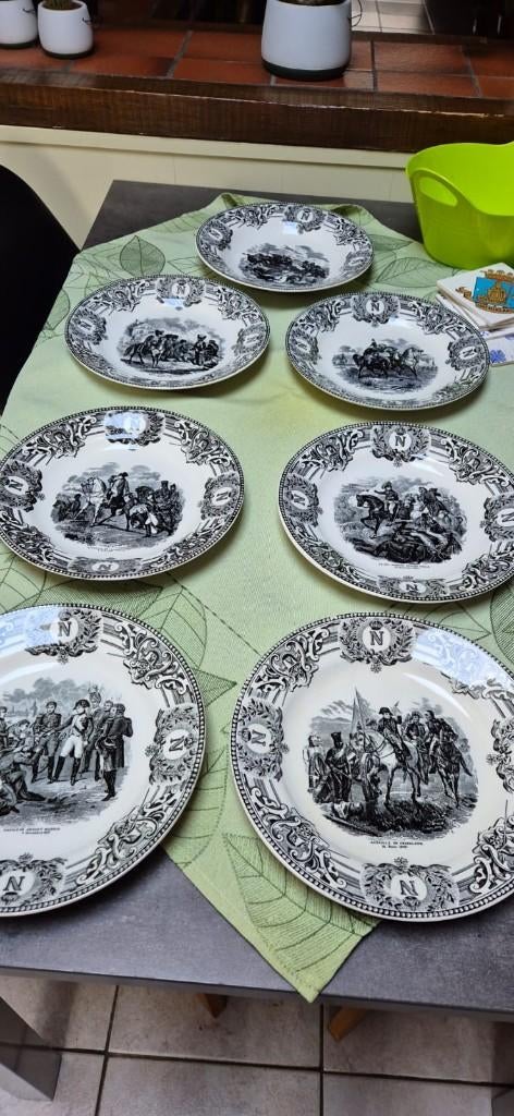 Vintage bord napoleon bon apart, Antiek en Kunst, Ophalen