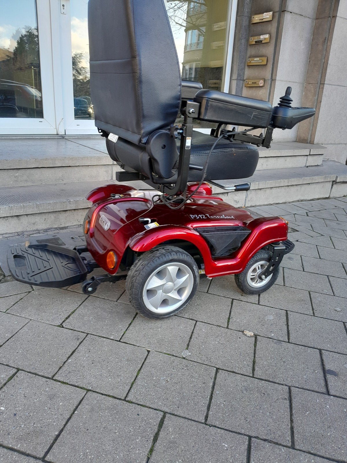 chaise roulante electrique P 312 turnabout pmr mobility, Enlèvement ou Envoi