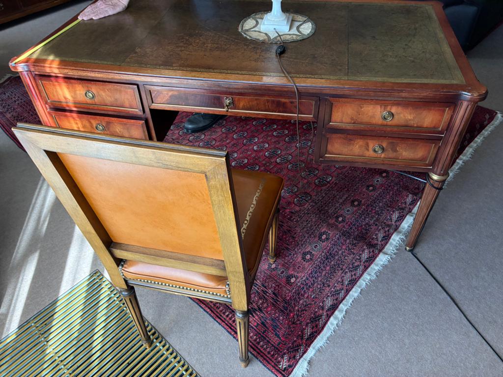 Vintage mahonie bureauset (bureau + stoel), Ophalen, Gebruikt, 100 tot 150 cm, Met lade(s)