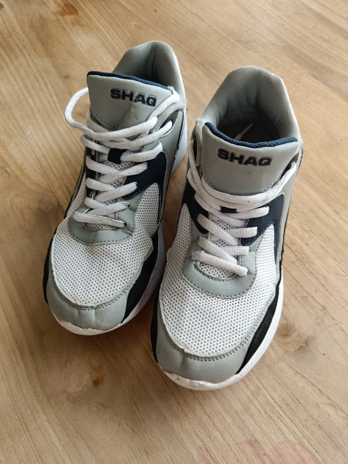 Basketbalschoenen Shaq maat 36,5, Gebruikt, Sportschoenen, Ophalen of Verzenden, Shaq