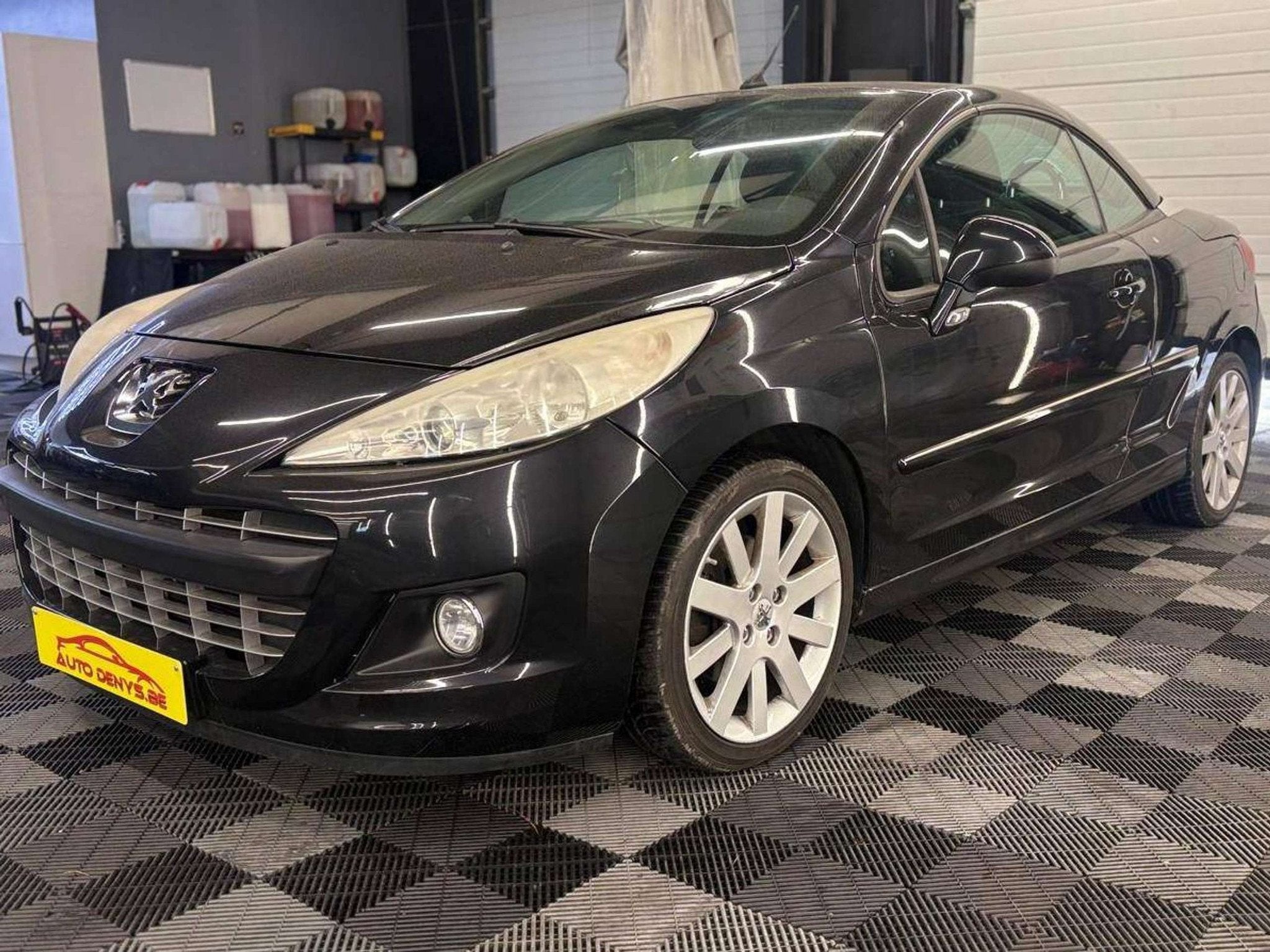 Peugeot 207 CC 1.6i Pack AUTOMATIQUE bj. 2011, Euro 5, Achat, Entreprise, Carnet d'entretien