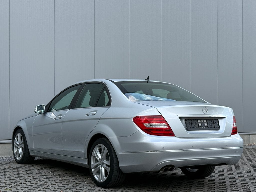 Mercedes-Benz C180 Avantgarde Xenon ParkSensor Navi Garantie, Autos, Achat, Boîte manuelle, 5 portes, 1595 cm³