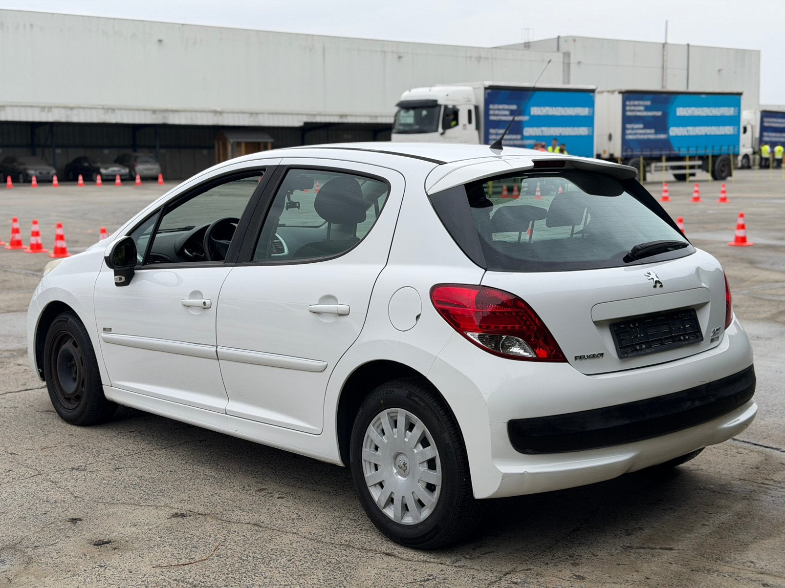 Peugeot 207 98g | 1.6HDI | Carnet d’entretien complet |, Auto's, Euro 5, Bedrijf, 5 deurs, Te koop