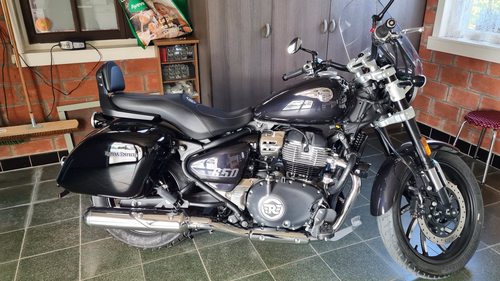 Royal Enfield supermeteor 650 full option 800 km, Motoren, Motoren | Royal Enfield, Nieuw, Particulier, Automaat