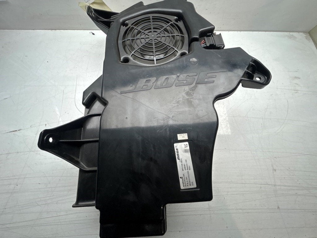 SUBWOOFER Audi A3 (8P1) (|8P3035382A|8P3035382C|), Info@audi.de, Audi, Audi AG, Gebruikt