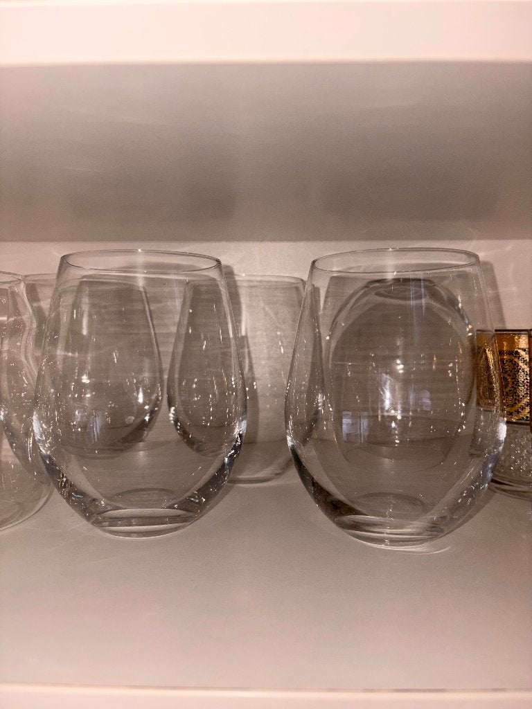 Verres de vin et verres d eau, Enlèvement