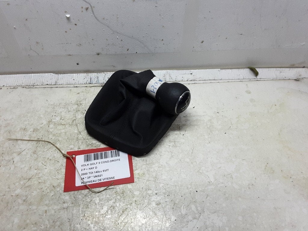 LEVIER DE CHANGEMENT DE VITESSES Volkswagen Golf V (1K1), Volkswagen, Mevr. I. Hauben, Utilisé, Rue de l'Espoir 34 34
4030  GRIVEGNÉE, BE
