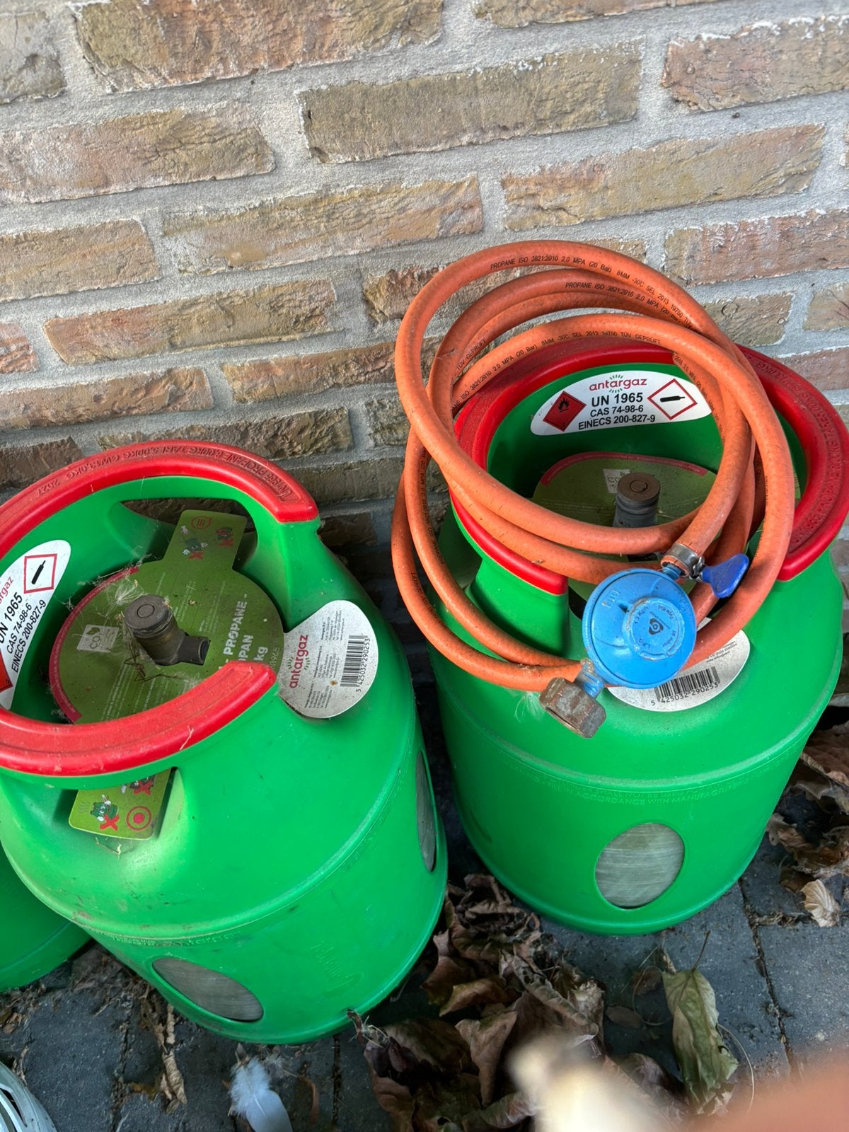 Gasflessen, Ophalen, Zo goed als nieuw