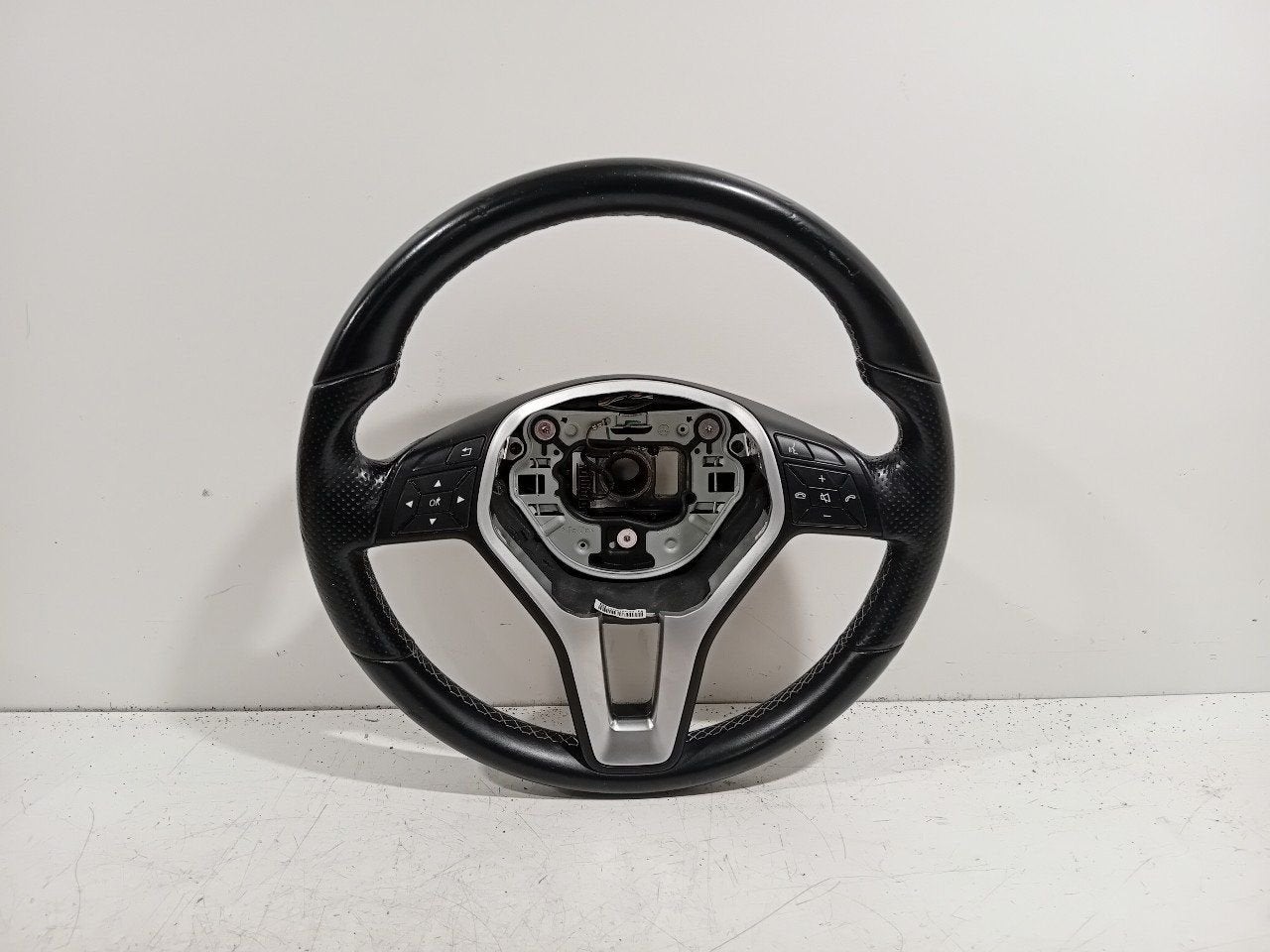 Stuur Mercedes-Benz CLA, Onderdelen@venauto.nl, Van der Ven Autorecycling B.V., Gebruikt, Ettenseweg 76, 4706 PB Roosendaal, The Netherlands
