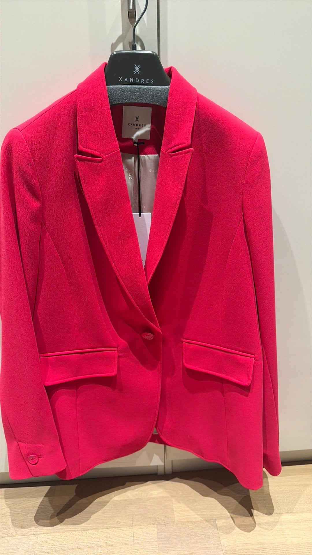Xandres Blazer - Fuchsia - maat 42, Kleding | Dames, Jasjes, Kostuums en Pakken, Ophalen, Overige kleuren, Maat 42/44 (L), Nieuw