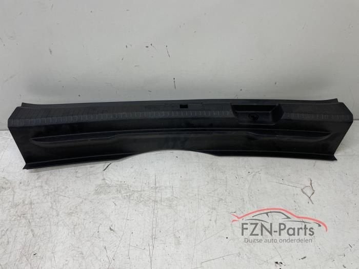 VW Golf 7 Variant instapbekleding achterklep met uitsparing, Ophalen of Verzenden, Gebruikt