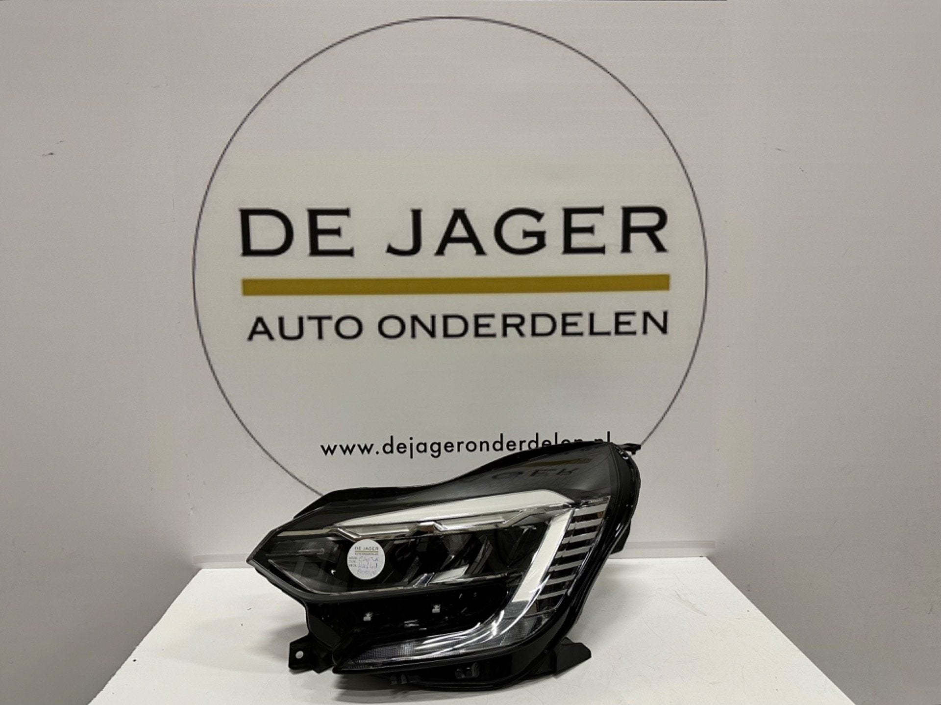 RENAULT CAPTUR II KOPLAMP LED PURE VISION 260608054R LIENS, Renault Group, Contact.group@renault.com, Renault, Utilisé