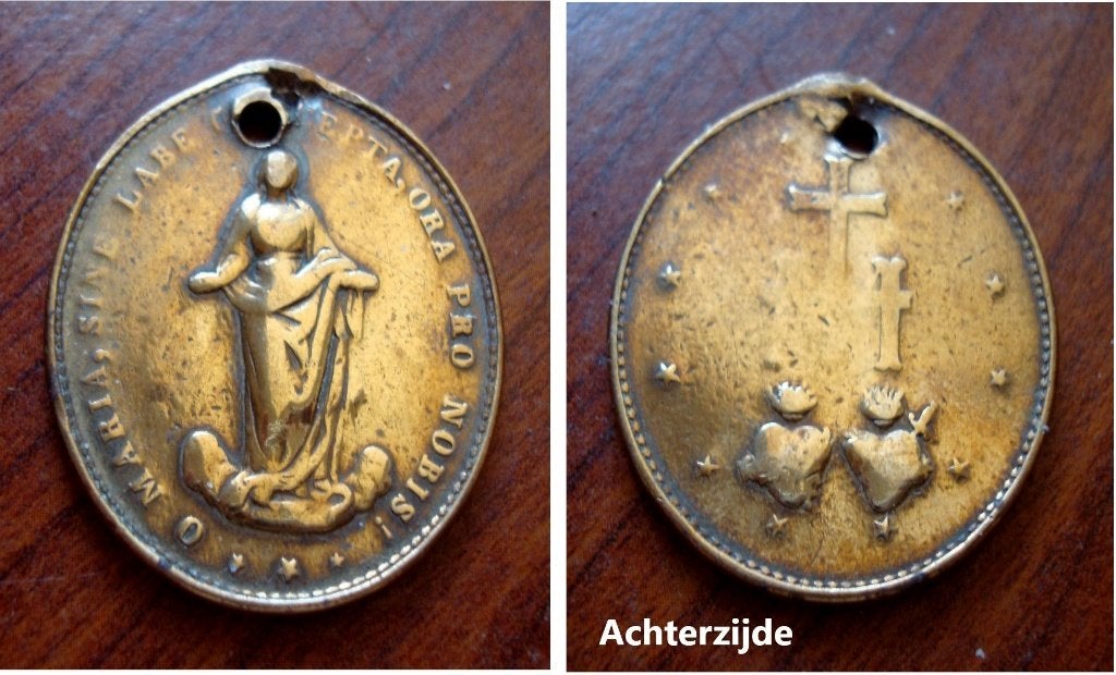Wonderbaarlijke medaille met Maria uit Lourdes, Verzamelen, Ophalen of Verzenden, Gebruikt, Overige typen, Christendom | Katholiek