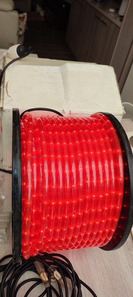 Slingue LED rouge, Enlèvement, Neuf