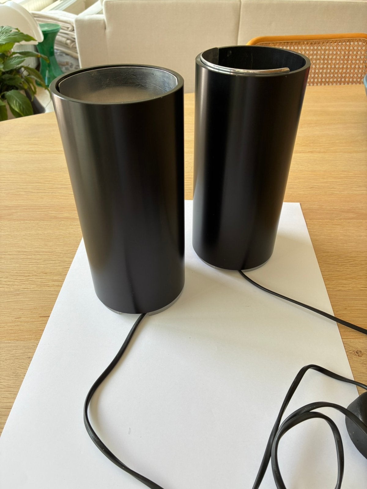 2 Uplight cylindriques noires en Bakelite, Enlèvement ou Envoi, GU10, Comme neuf, Plastique