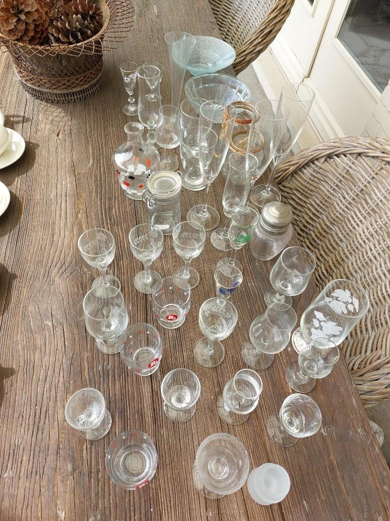 Glazen +/- 40 stuks vintage, Antiek en Kunst, Ophalen