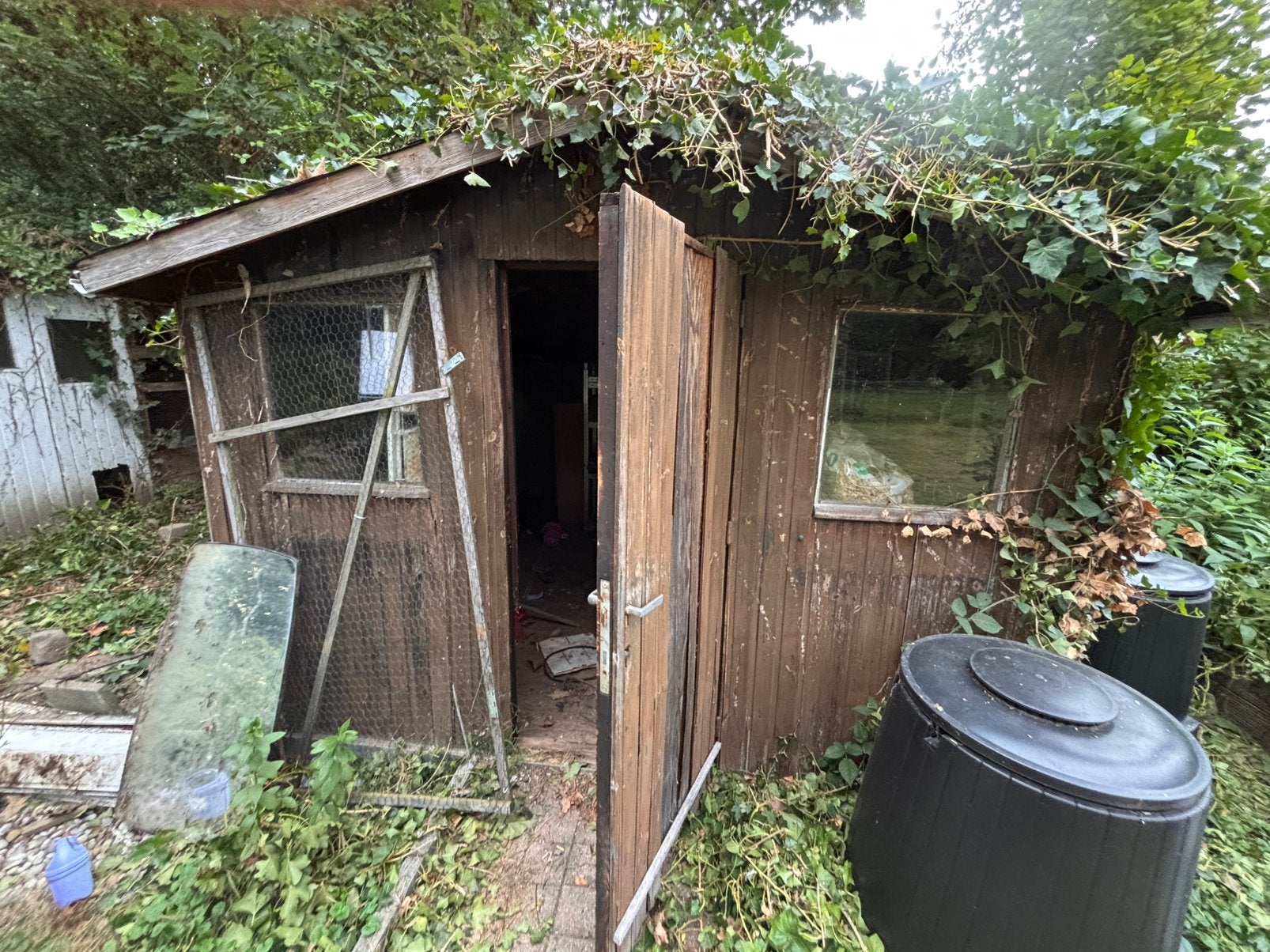 Oud tuinhuis en schuur GRATIS, Ophalen