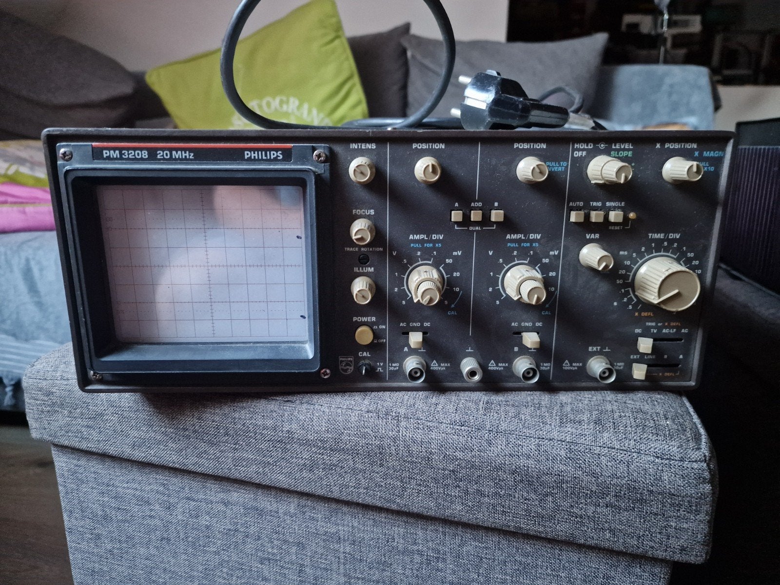 Osciloscope, Hobby en Vrije tijd, Elektronica-componenten, Ophalen